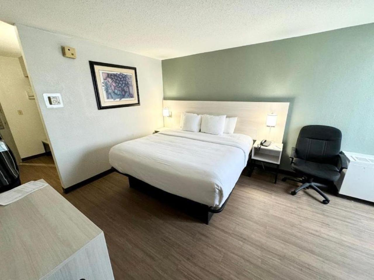 Quality Inn & Suites East Syracuse - Carrier Circle מראה חיצוני תמונה